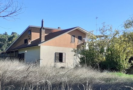 Villa Indipendente Dingoli  a